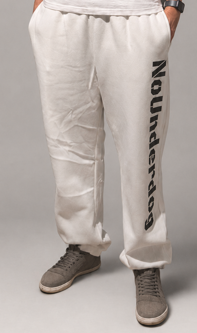 NoUnderdog Fluffy Sweatpants Women Only - Weiß