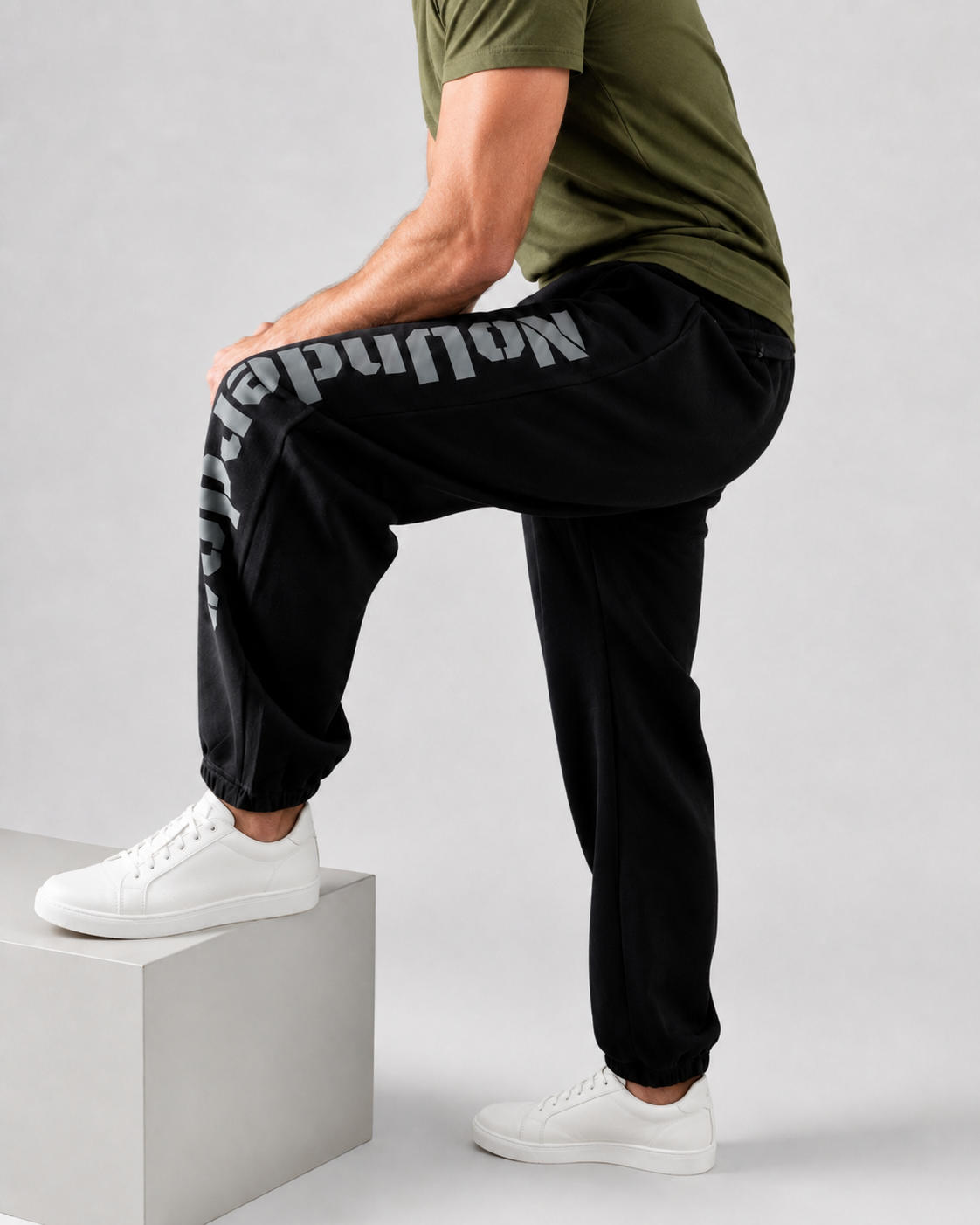 NoUnderdog Fluffy Sweatpants - Schwarz